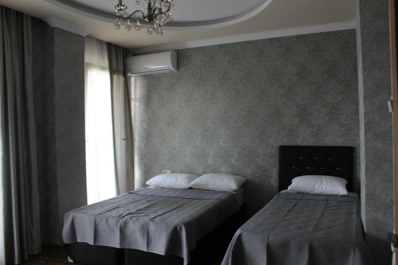 Hotel Union Batumi Exterior foto