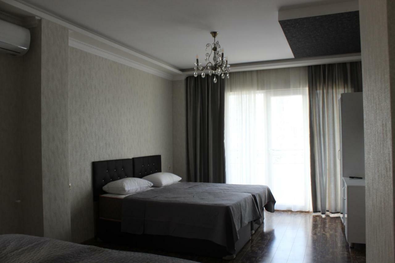 Hotel Union Batumi Exterior foto