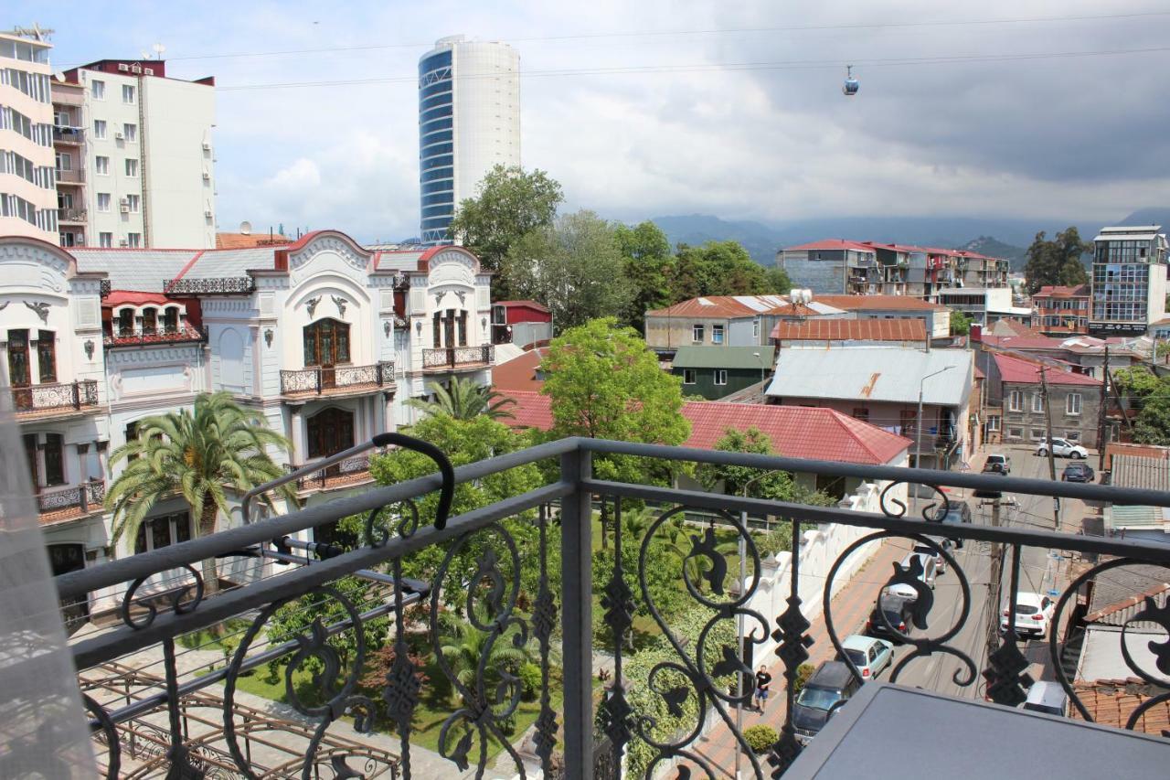 Hotel Union Batumi Exterior foto
